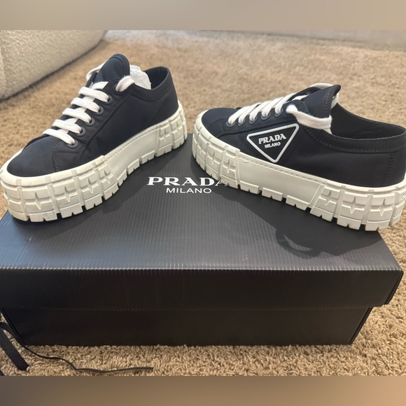 Prada black Double Wheel Re-Nylon gabardine sneakers - Picture 5 of 6